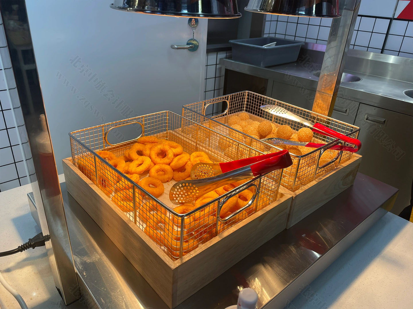 炸麻球.jpg 炸麻球.jpg